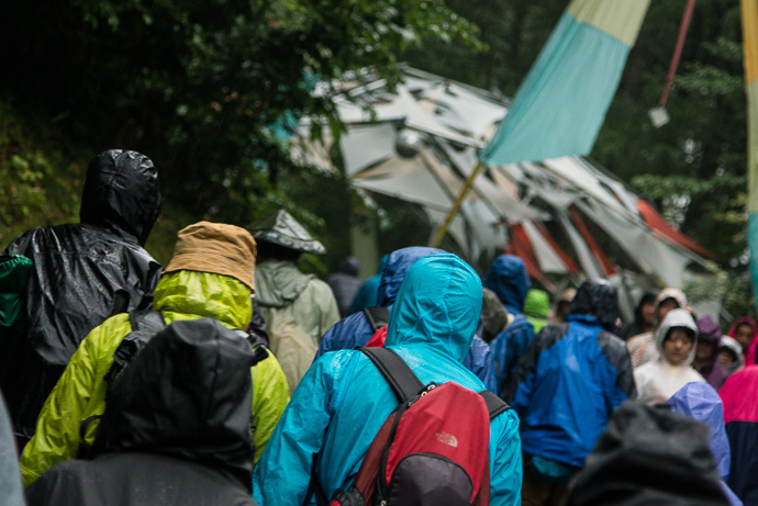 雨、かみなり！ | FUJIROCK EXPRESS '13 | フジロック会場から最新