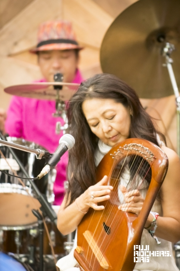 Sugee Feat 小嶋さちほ Fujirock Express 17 フジロック会場から最新レポートをお届け