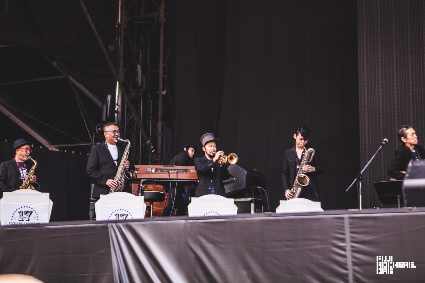 Route 17 Rock N Roll Orchestra Feat Nakaido Chabo Reiichi Komoto Hiroto Okuda Tamio Tortoise Matsumoto Fujirock Express 18 Eng Ver Straight Outta Naeba