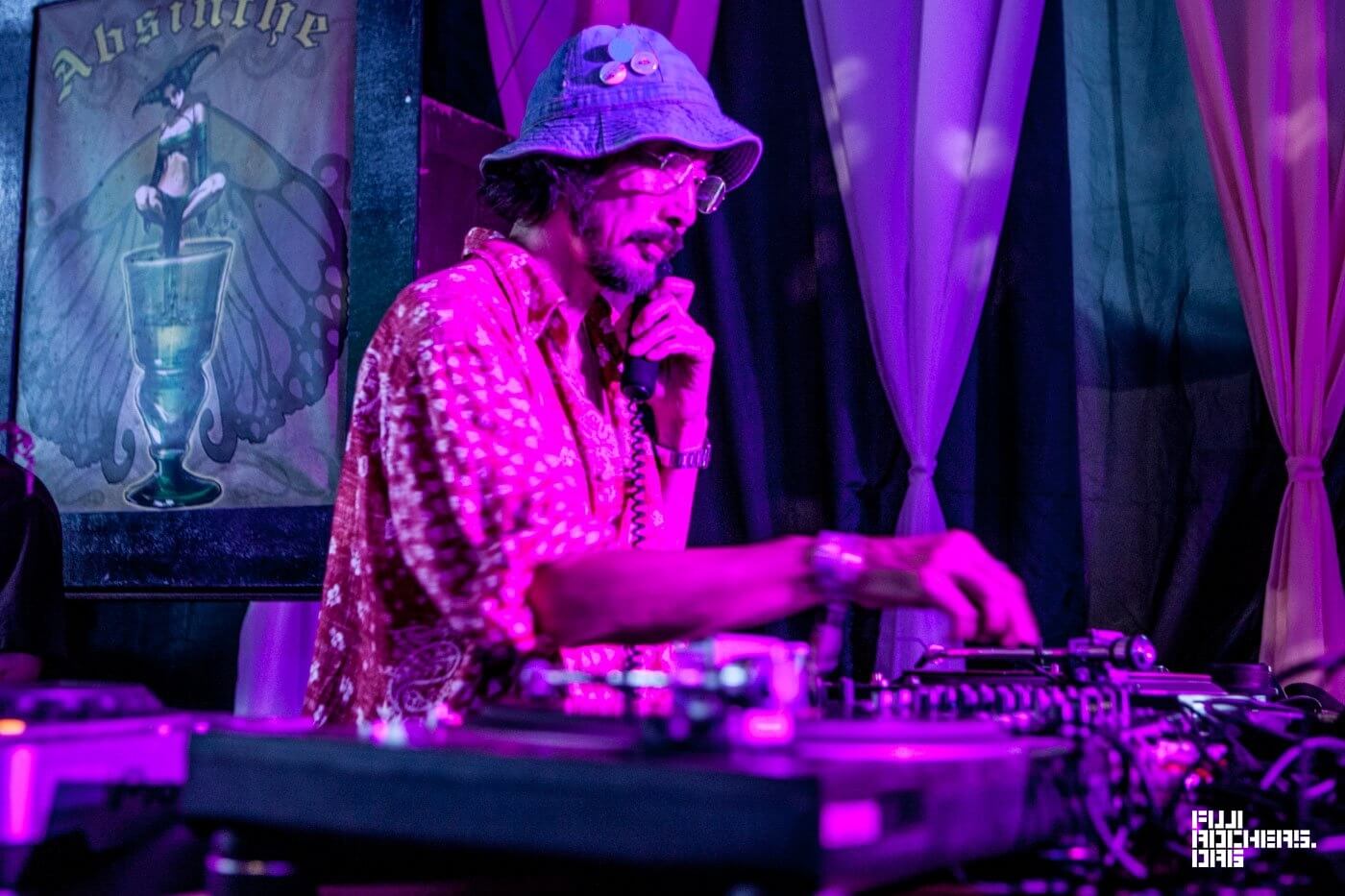 DJ/TAN IKEDA a.k.a. P.M.D.M.F! (BANDIT BUGGY)