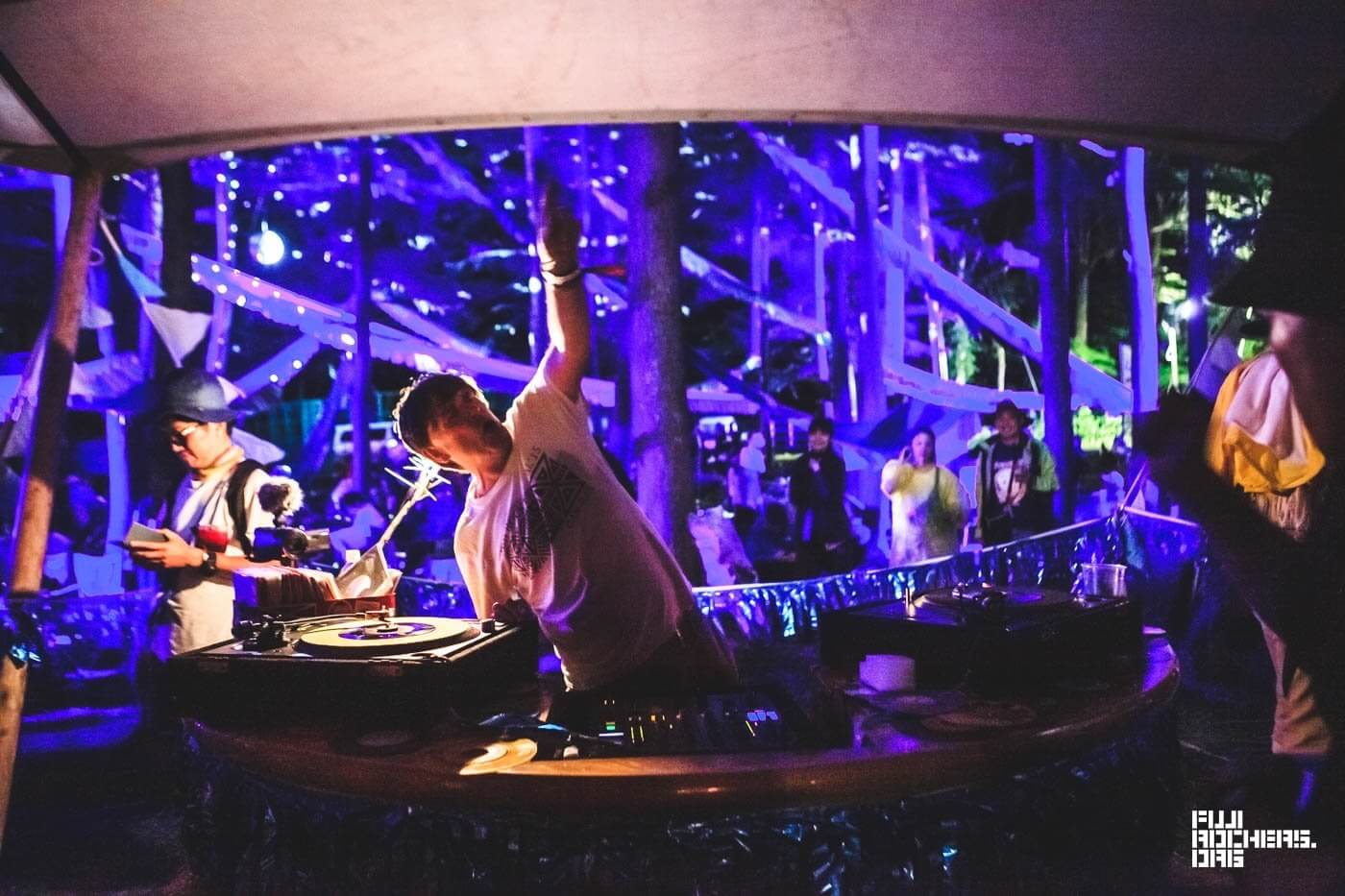 JIM WEST – Jim’s Vinyl Nasium