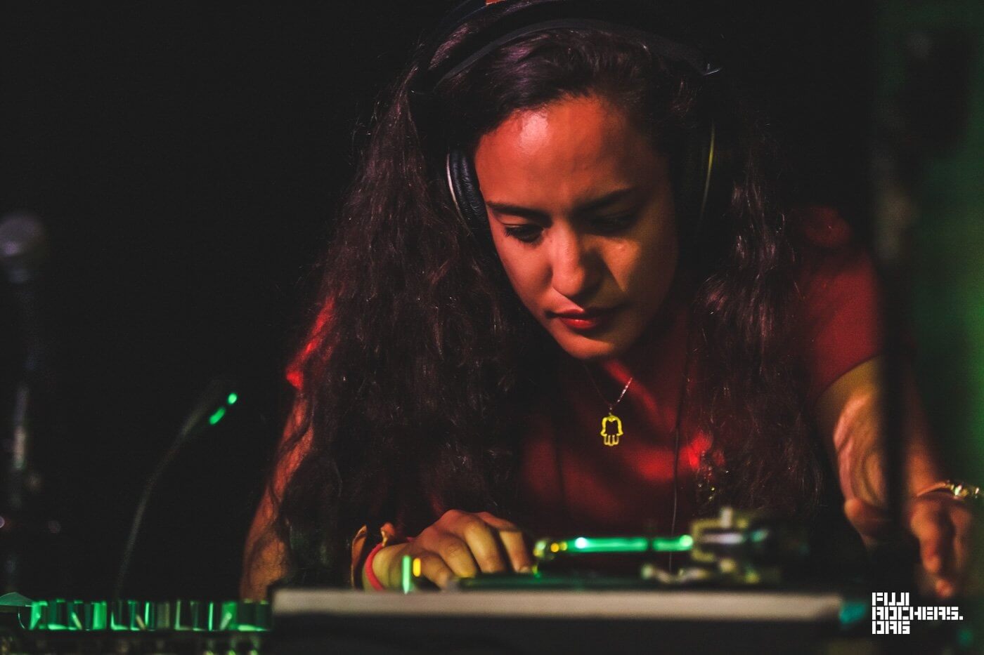 CUMBIA KID meets CHONTA DJ