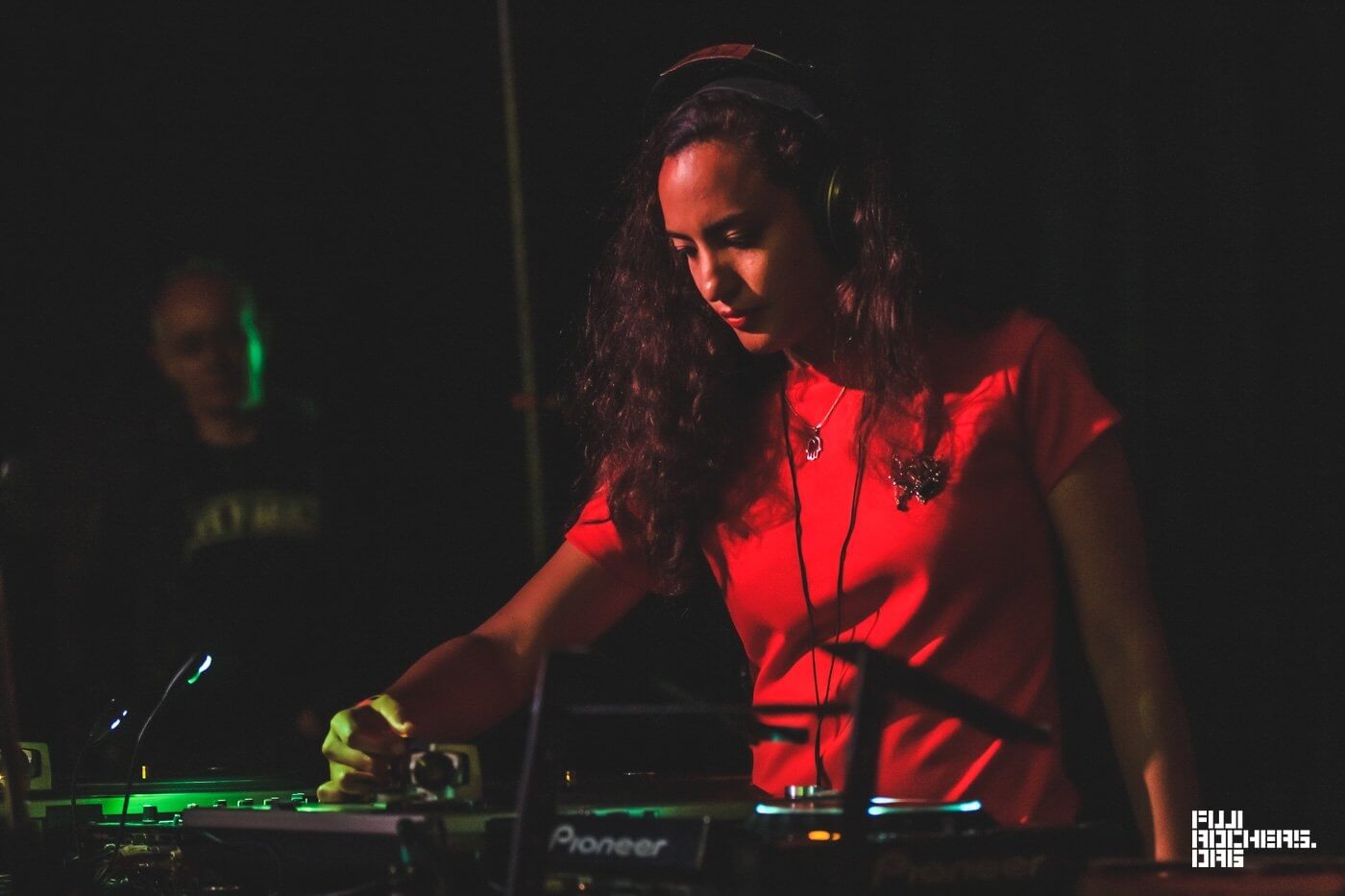 CUMBIA KID meets CHONTA DJ