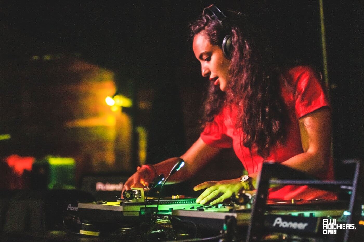 CUMBIA KID meets CHONTA DJ