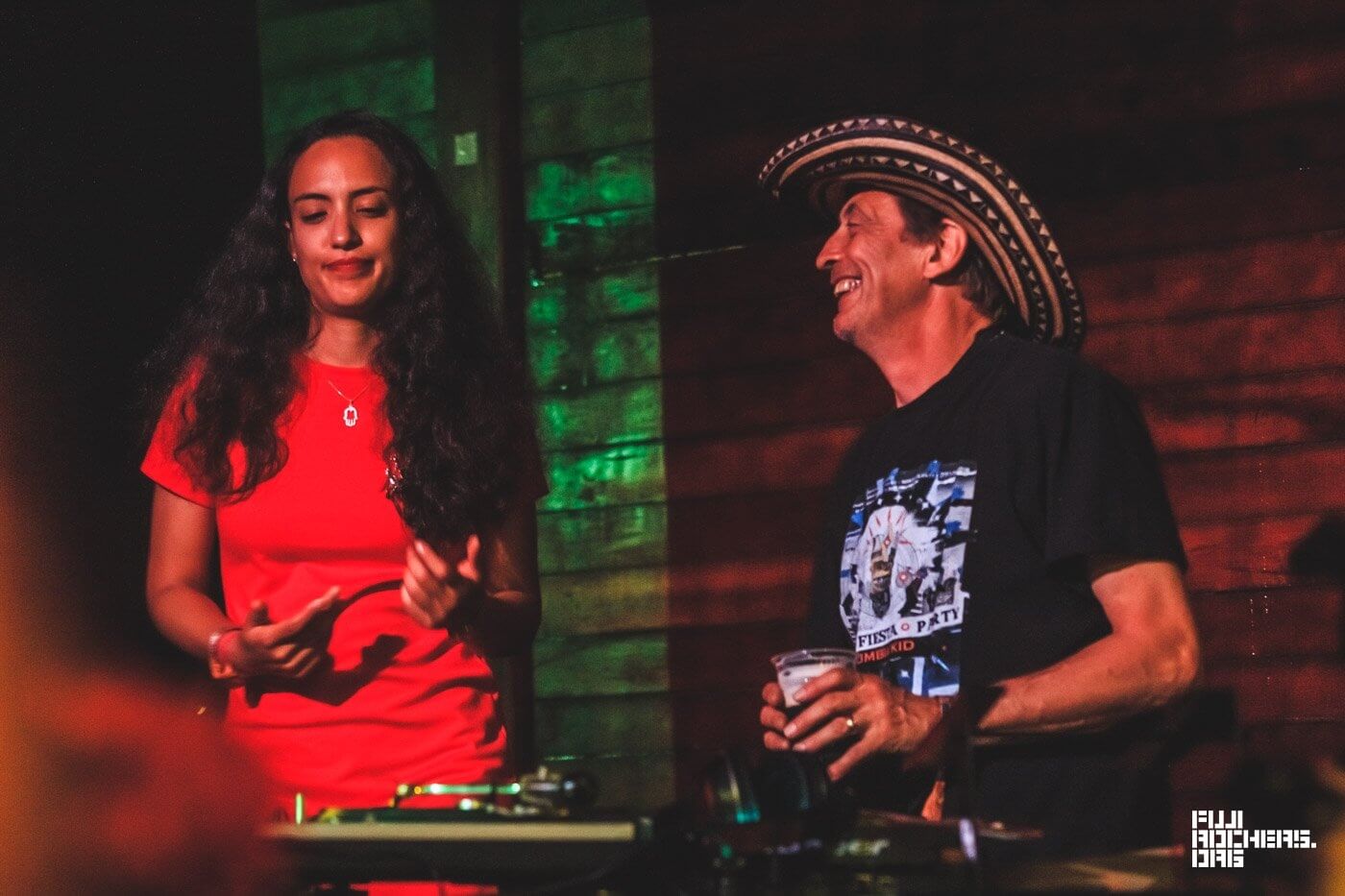 CUMBIA KID meets CHONTA DJ