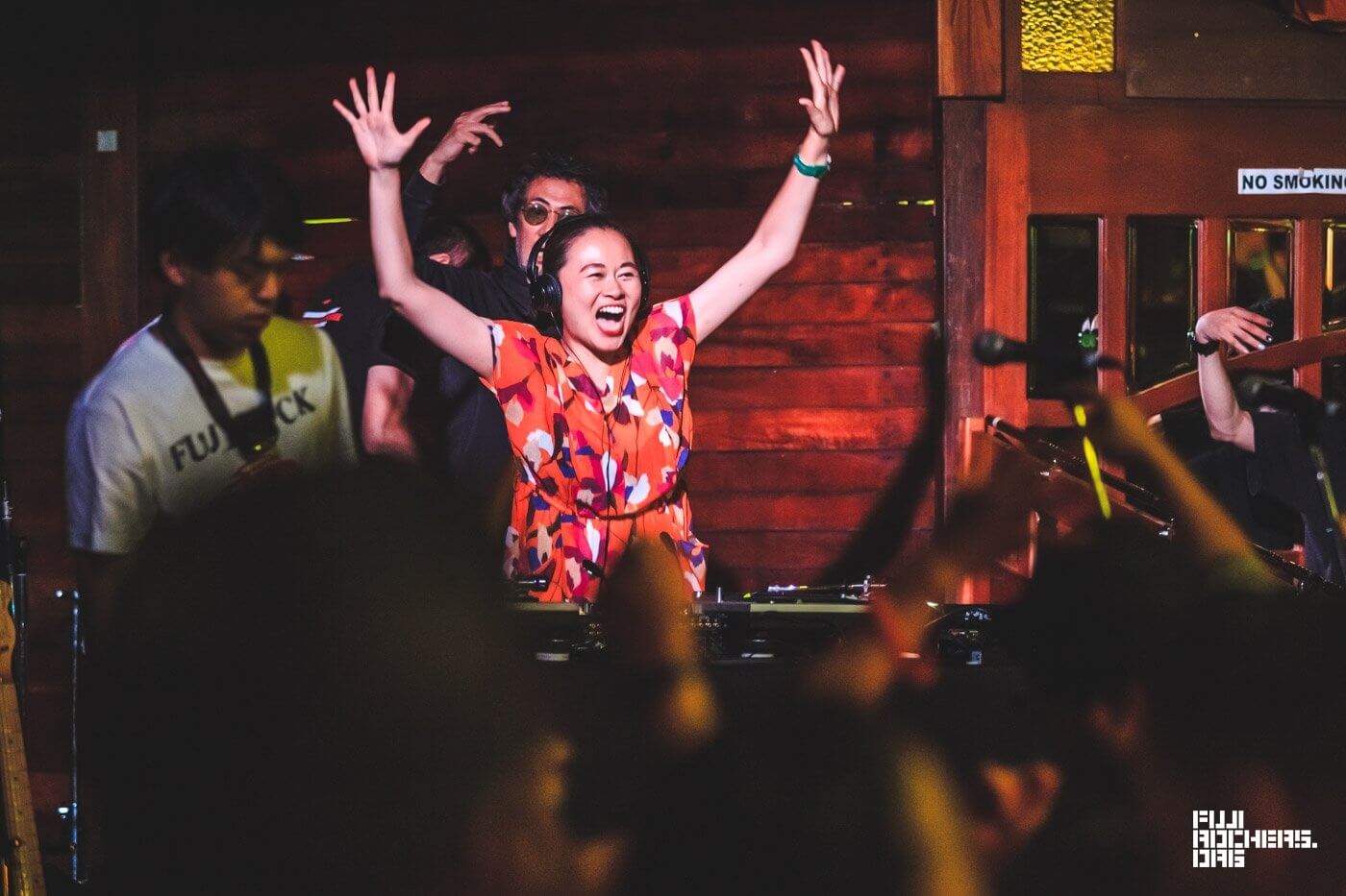 RADICAL MUSIC NETWORK