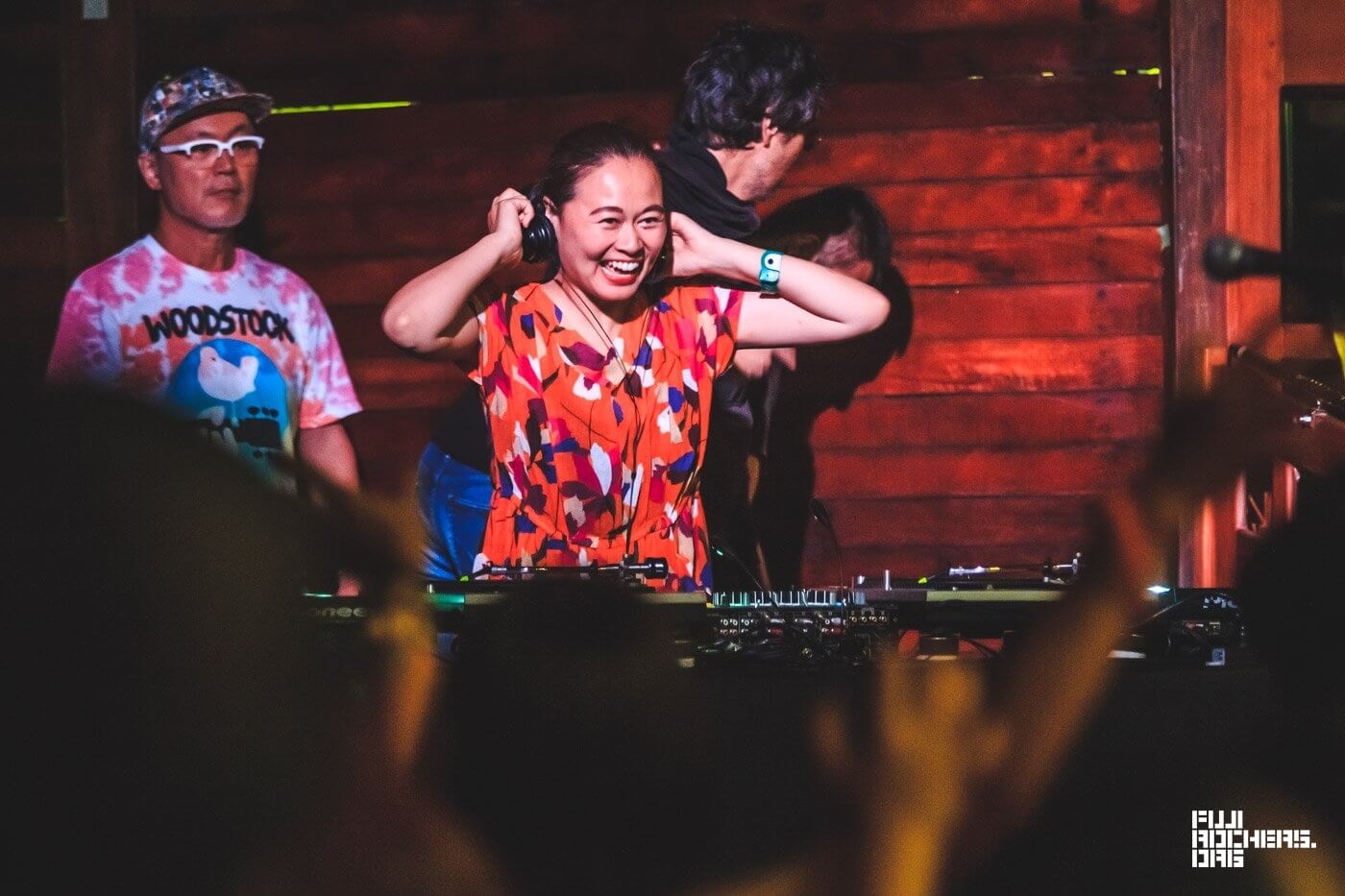 RADICAL MUSIC NETWORK