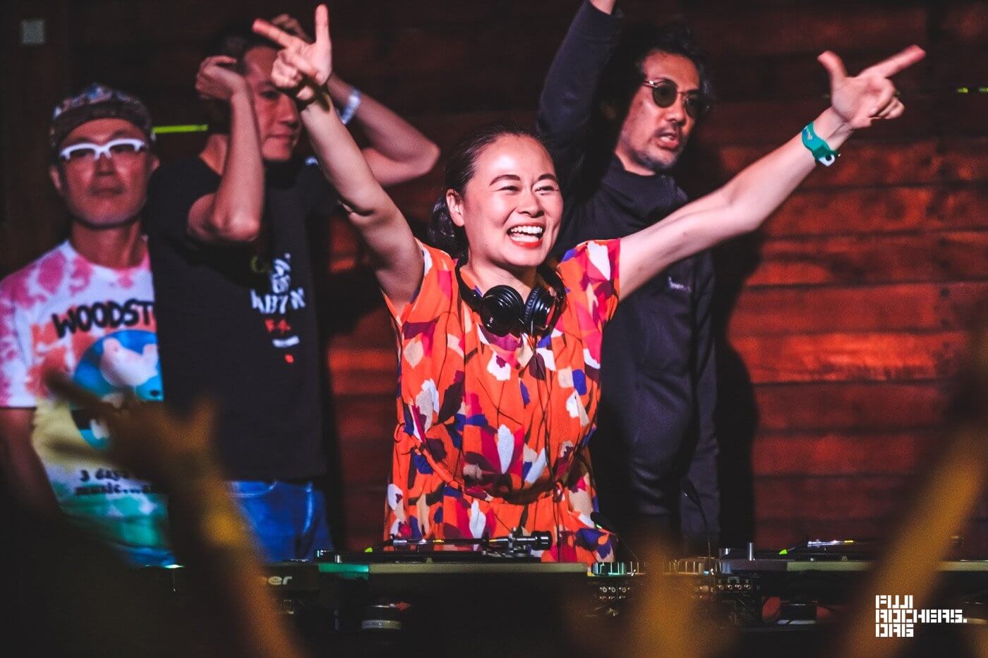 RADICAL MUSIC NETWORK