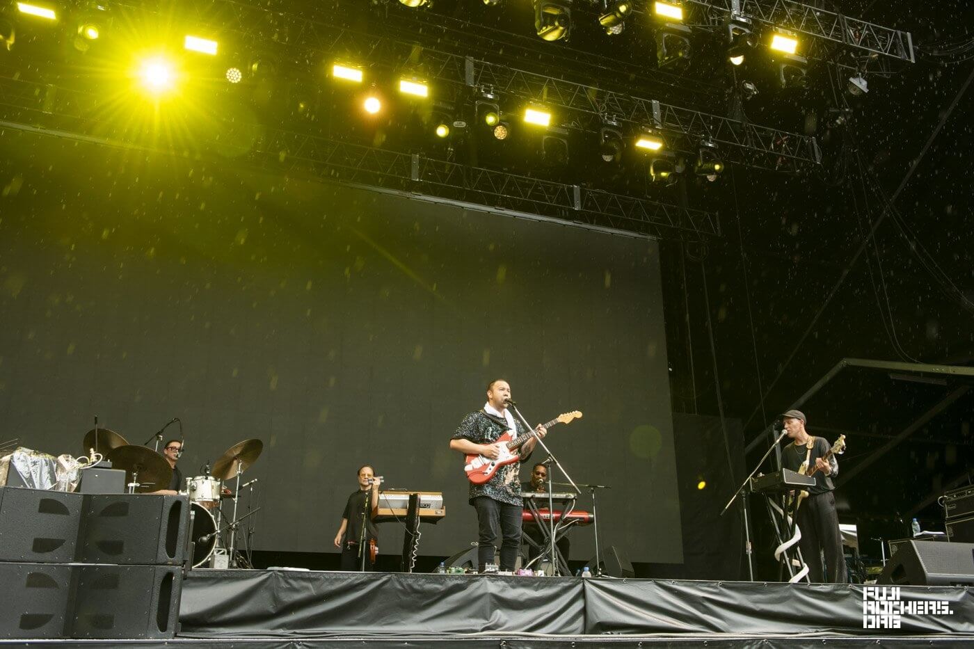 UNKNOWN MORTAL ORCHESTRA