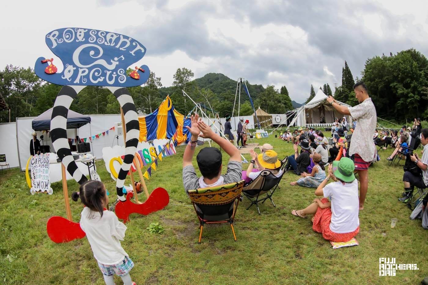 クロワッサンサーカス