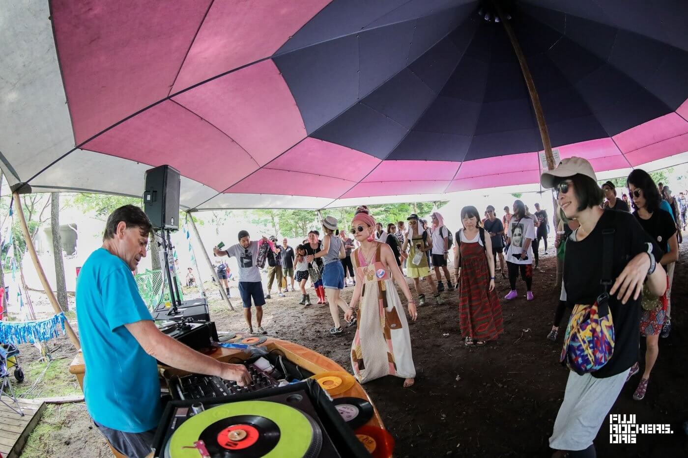 JIM WEST – Jim’s Vinyl Nasium