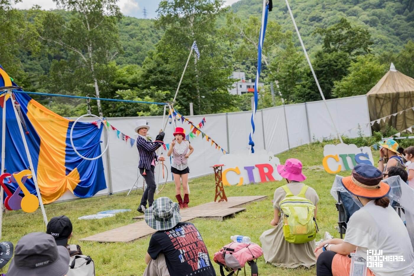 クロワッサンサーカス