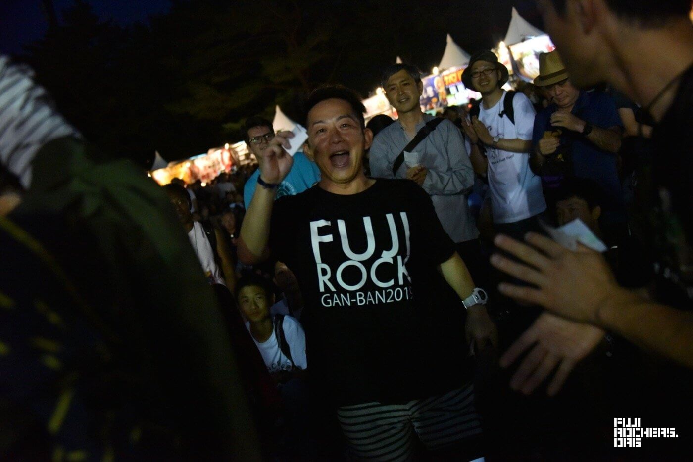毎年恒例、大盛りあがりの大抽選会