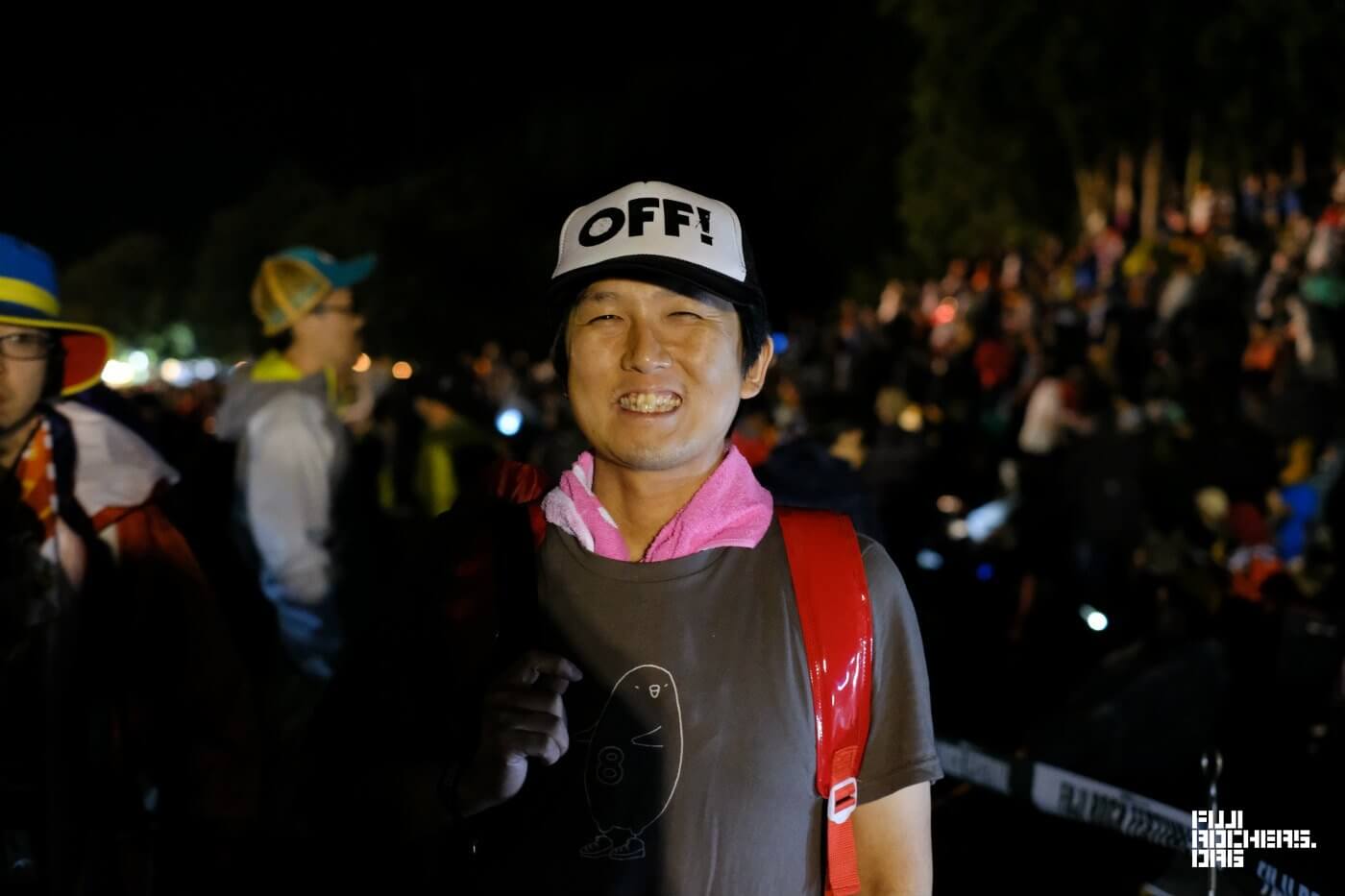 え、あの有名な焼きそばがカバンに！？