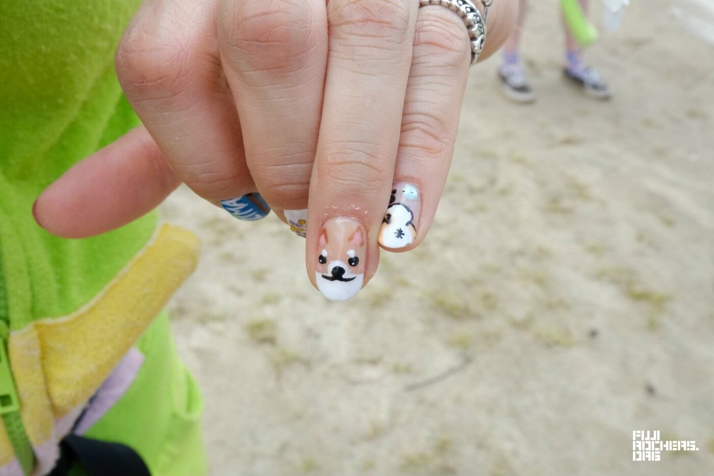 ガチャピンおねえさんの今年のネイルは…?