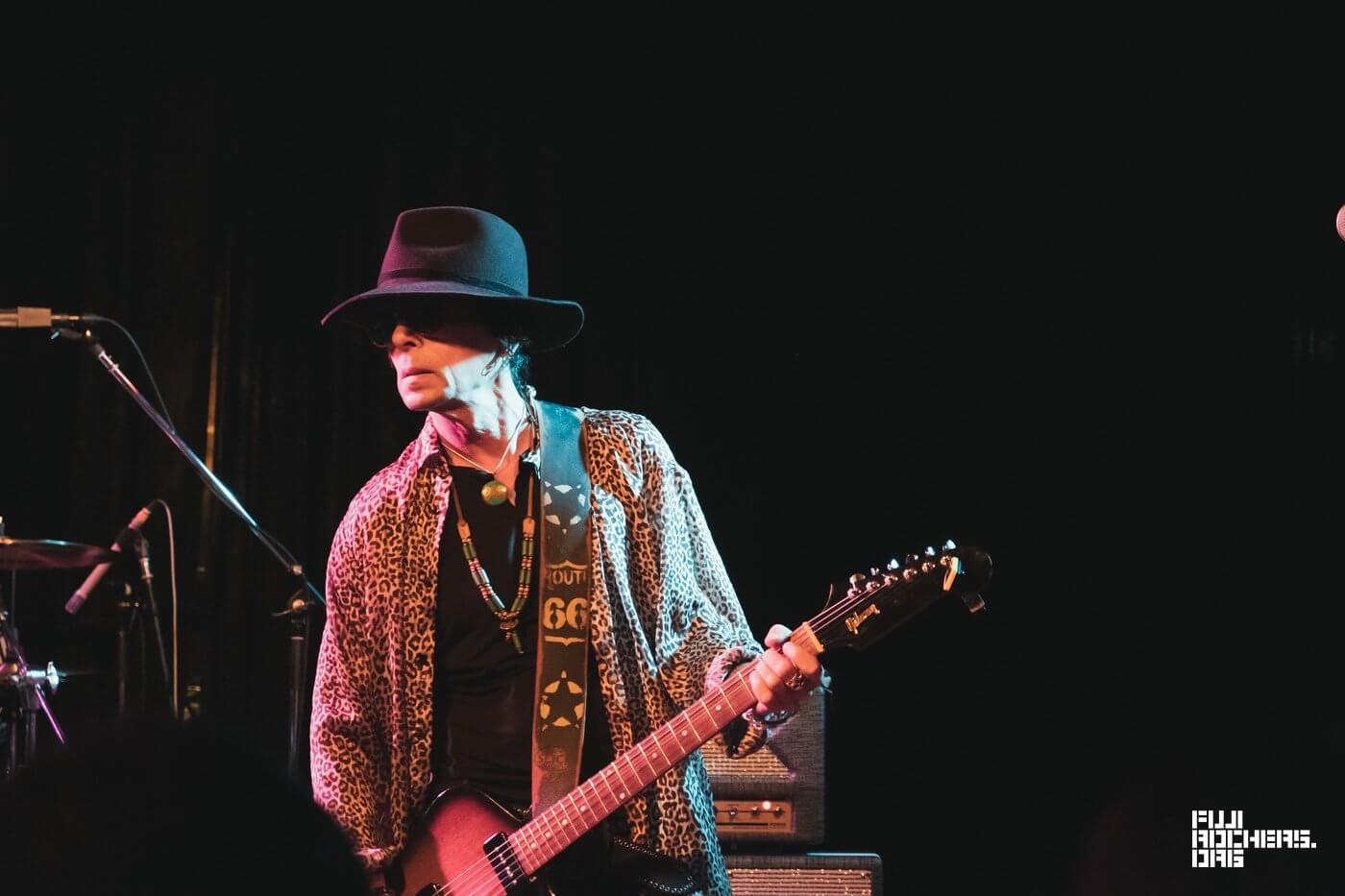 GLEN MATLOCK AND THE TOUGH COOKIES featuring EARL SLICK