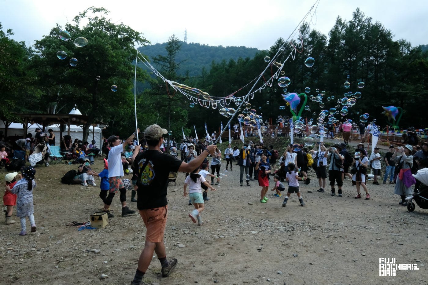 ところ天国で、シャボン玉芸人に遭遇!