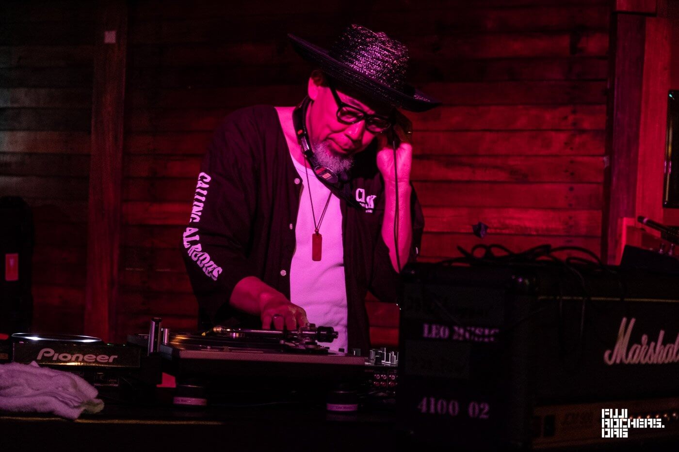 DR. IHARA (CLUB SKA)