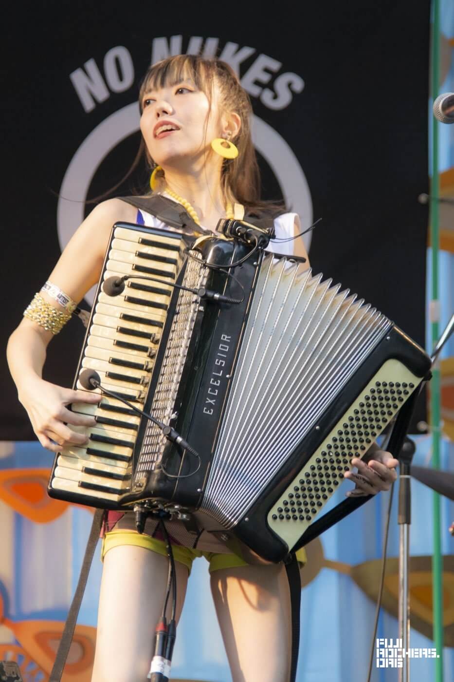 アトミック・カフェ KACHIMBA feat.RITTO,仲宗根創