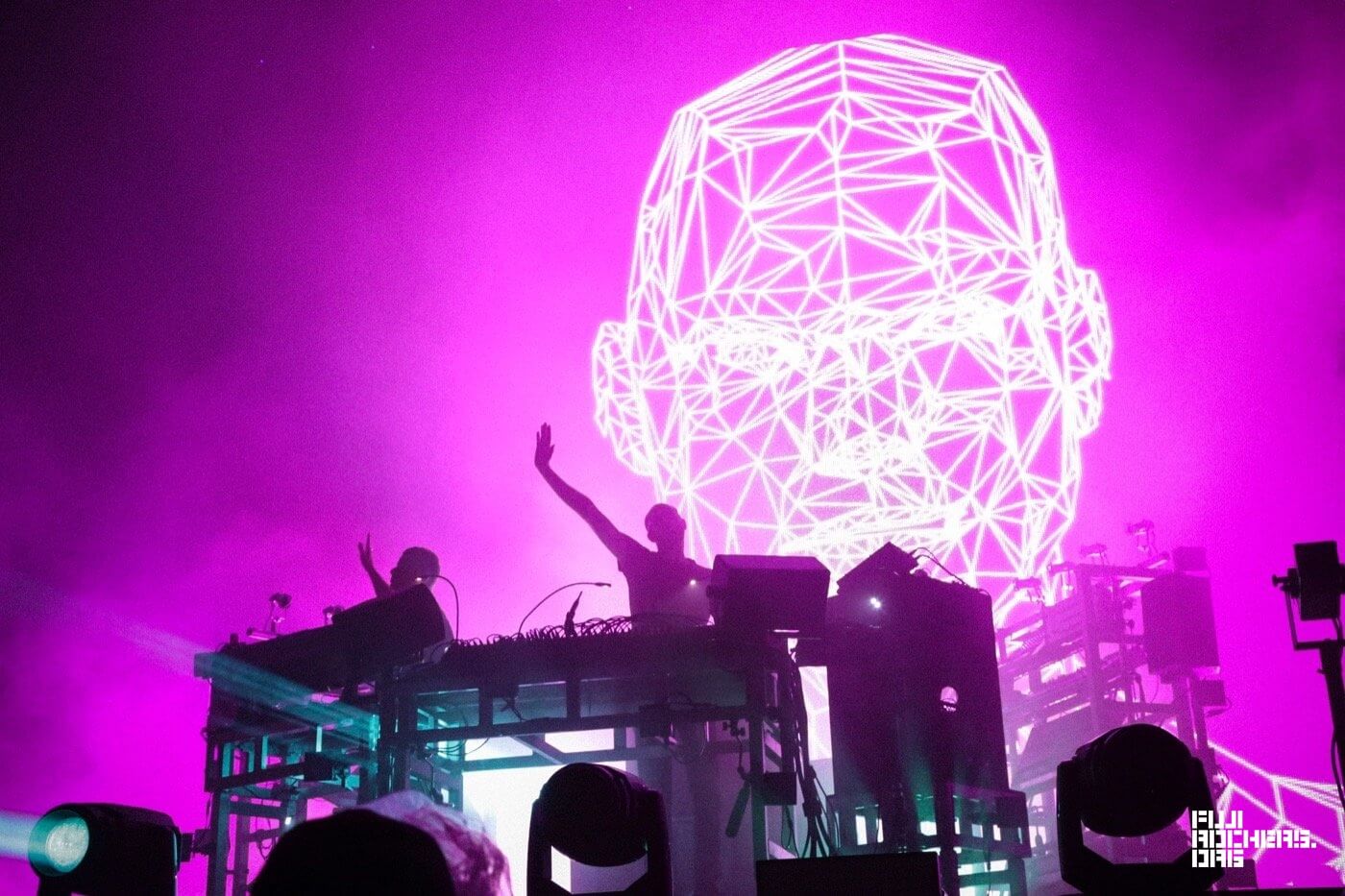 THE CHEMICAL BROTHERS
