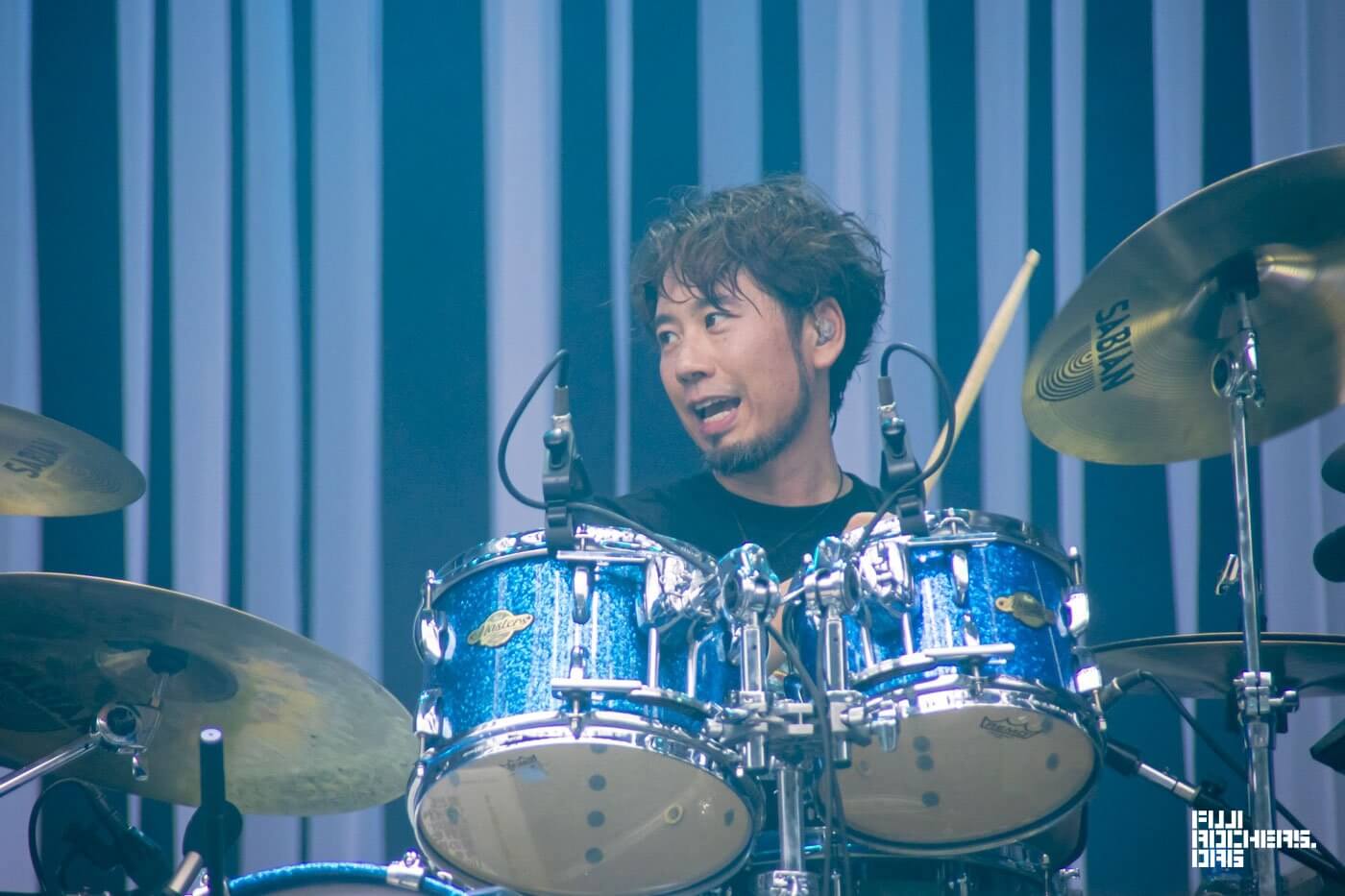 ASIAN KUNG-FU GENERATION