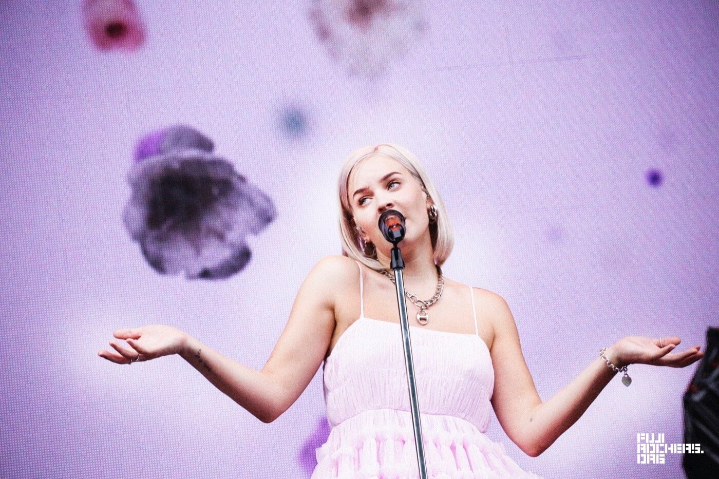 ANNE-MARIE