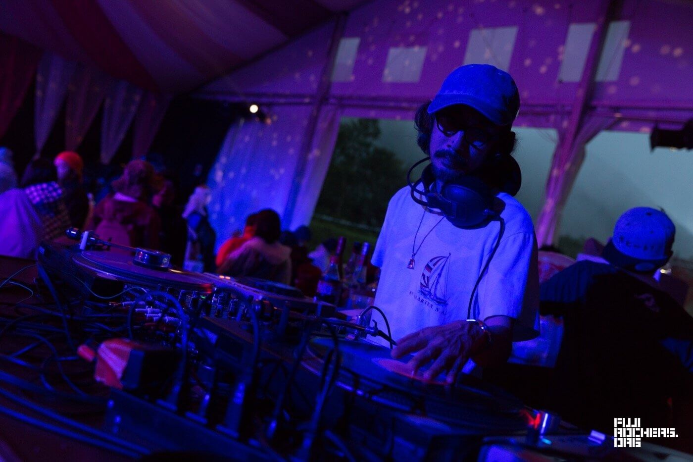 DJ/TAN IKEDA a.k.a. P.M.D.M.F! (BANDIT BUGGY)