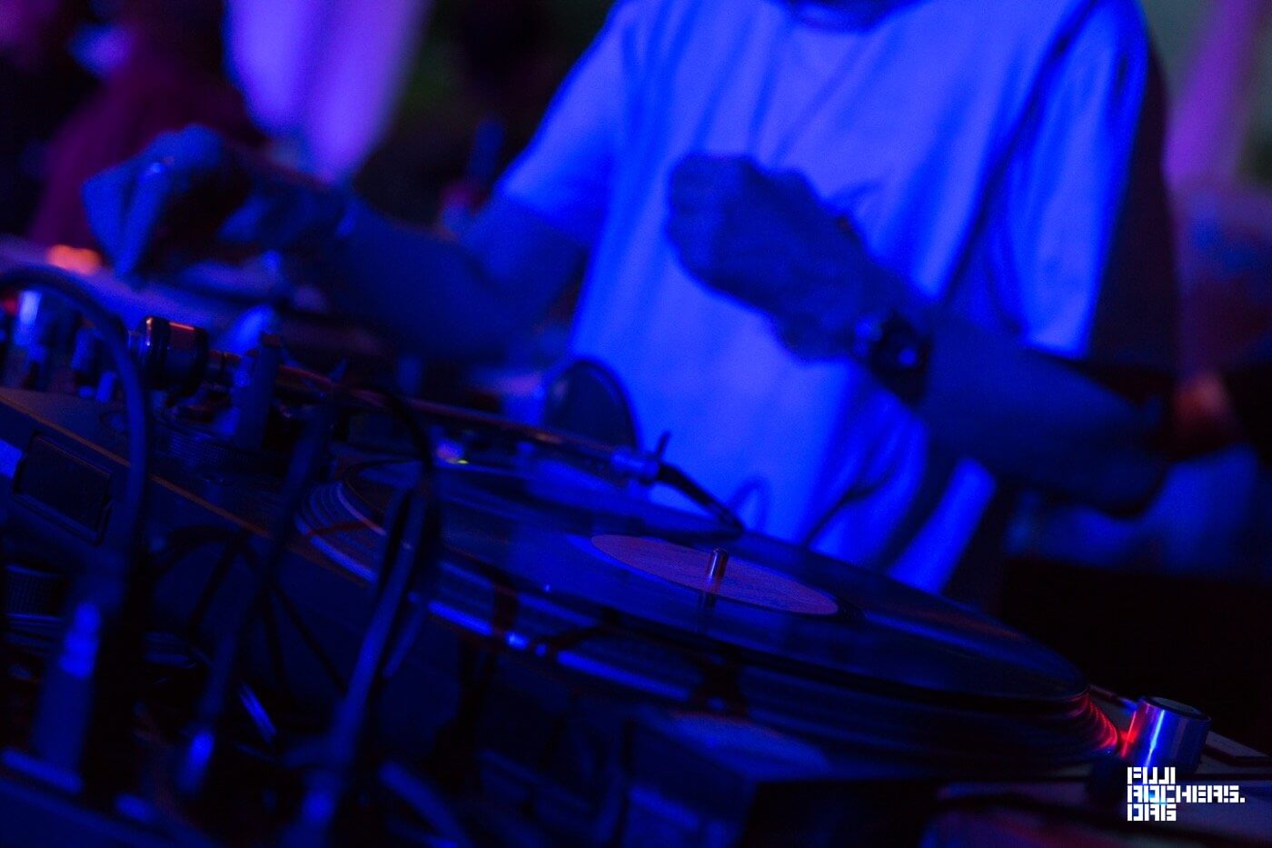 DJ/TAN IKEDA a.k.a. P.M.D.M.F! (BANDIT BUGGY)