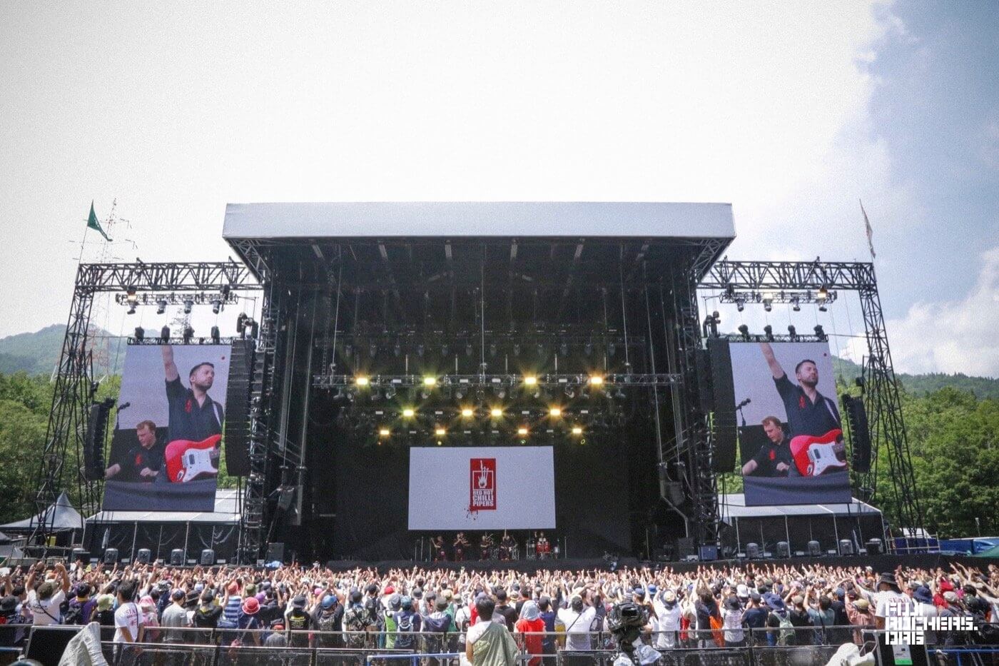 RED HOT CHILLI PIPERS