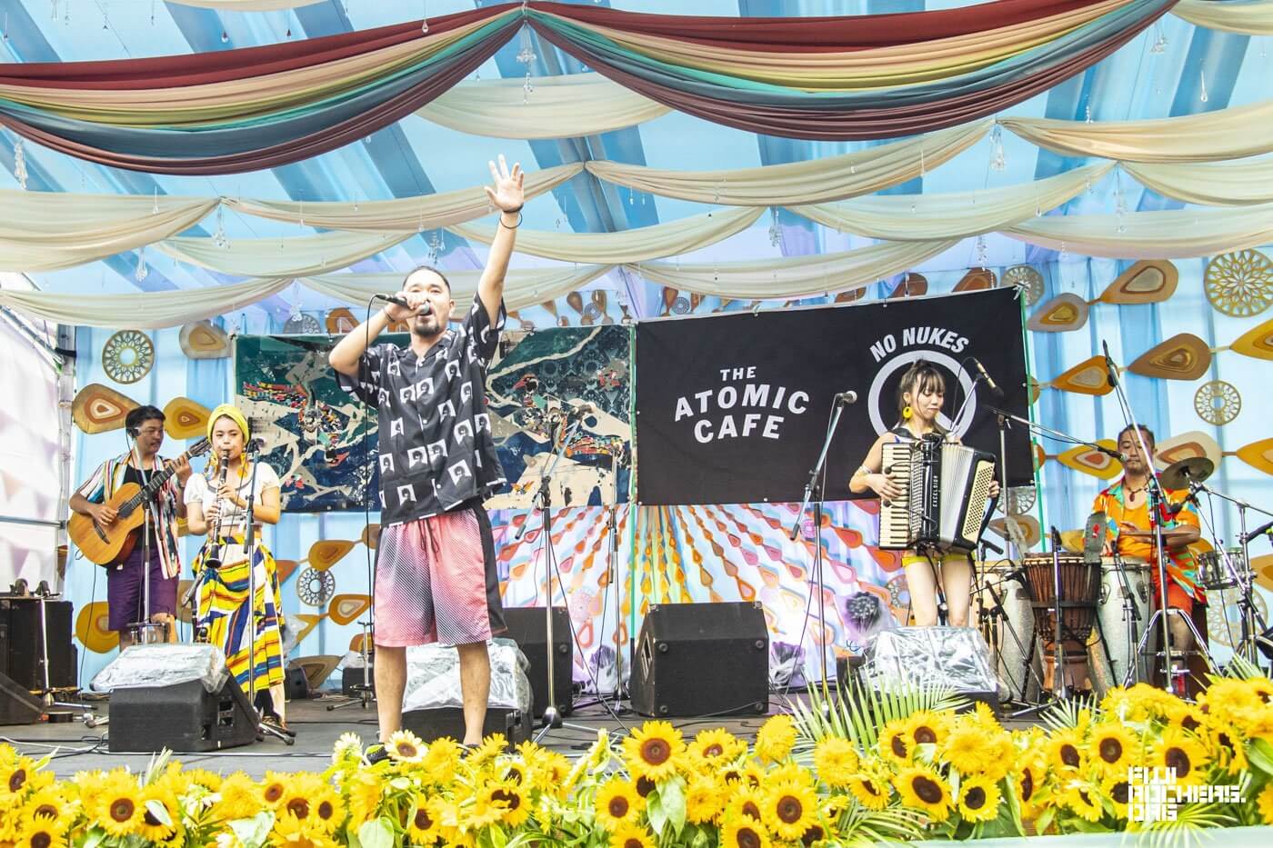 アトミック・カフェ KACHIMBA feat.RITTO,仲宗根創