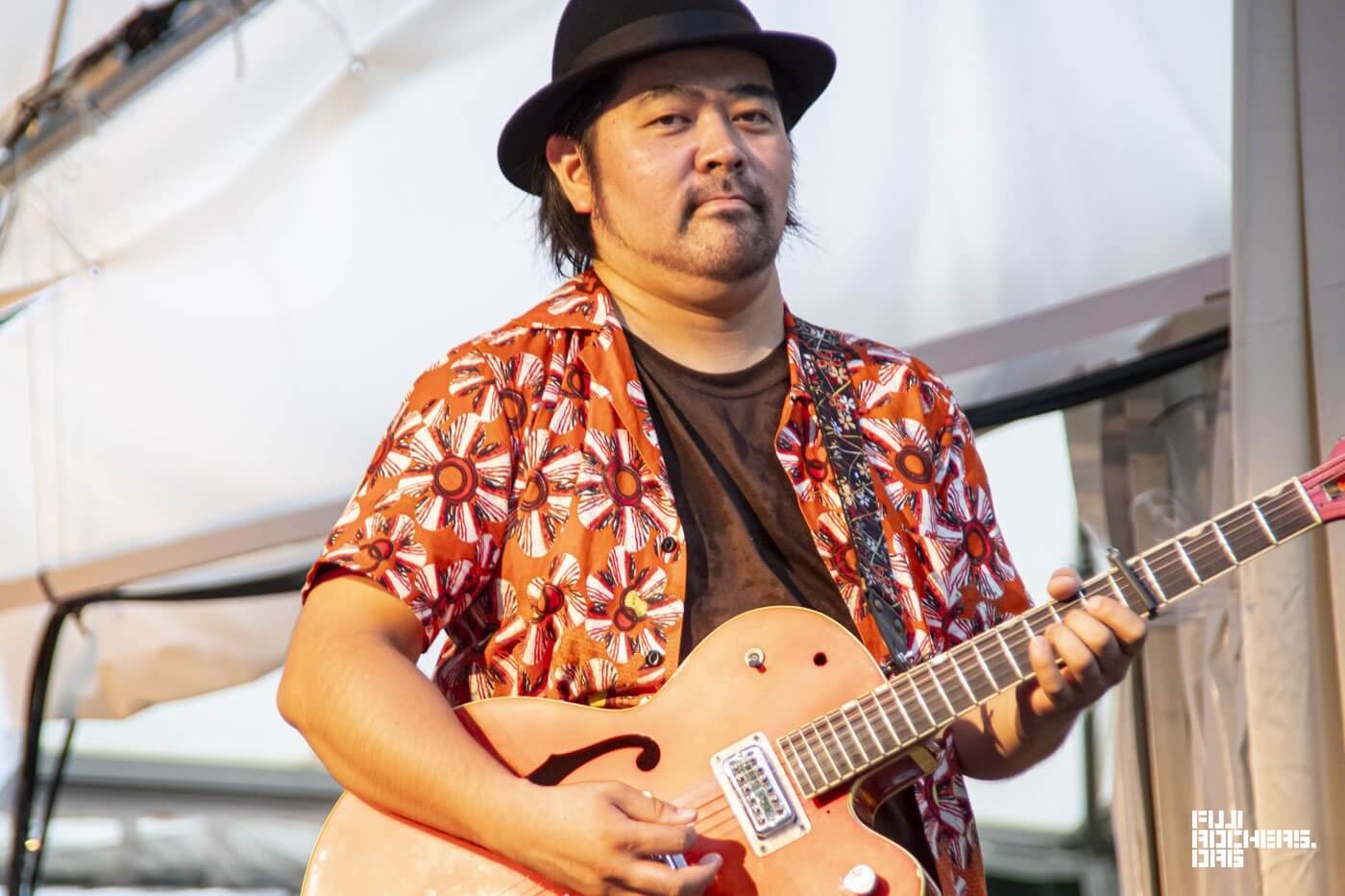 キウイとパパイヤ、マンゴーズ