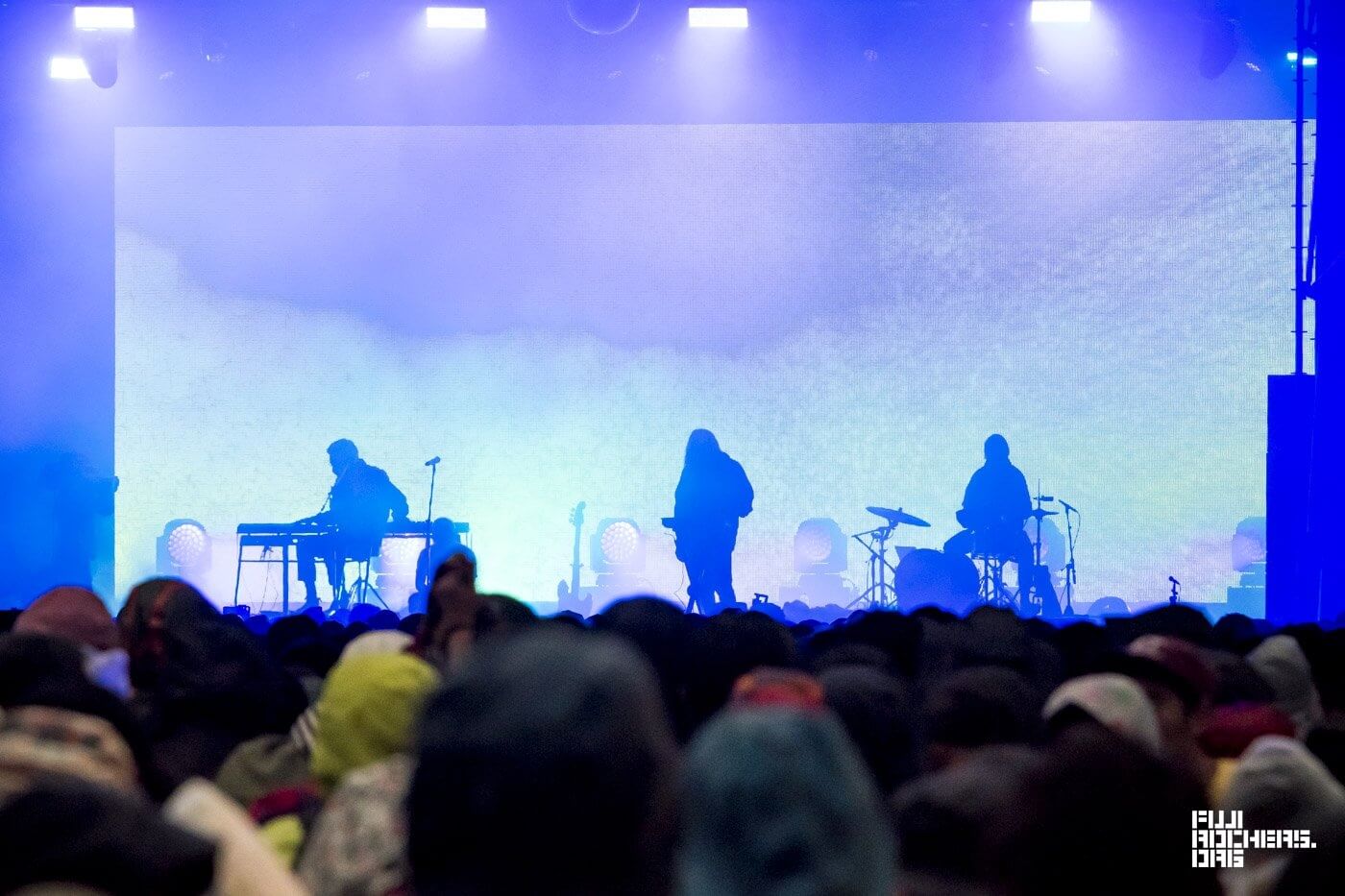TORO Y MOI