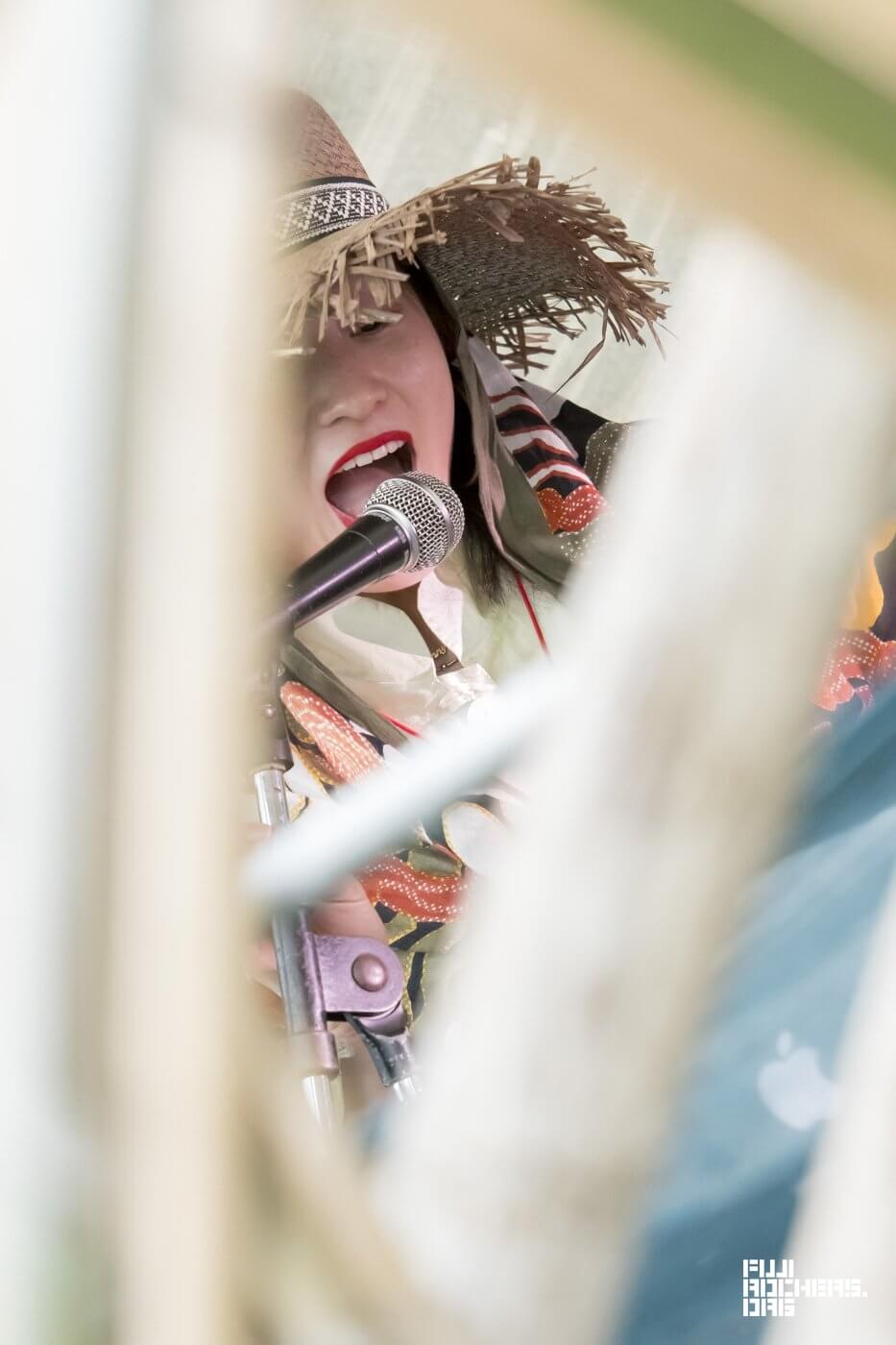 ERUSAERT AMIHSUKAY（水曜日のカンパネラ×オオルタイチ）