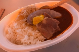 アメ色玉ねぎチキンカレー全部乗せ