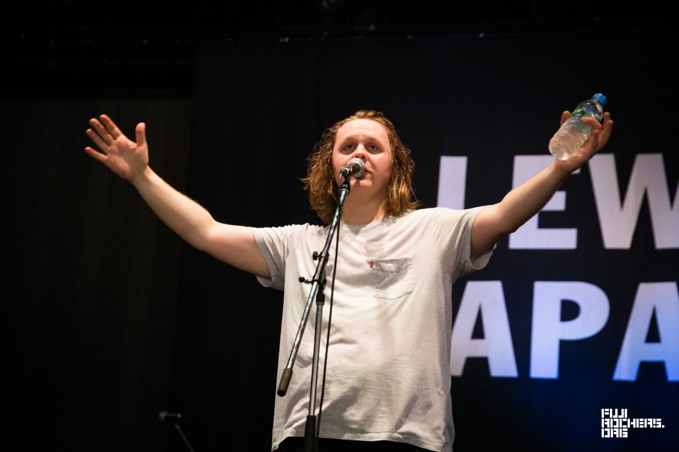 LEWIS CAPALDI