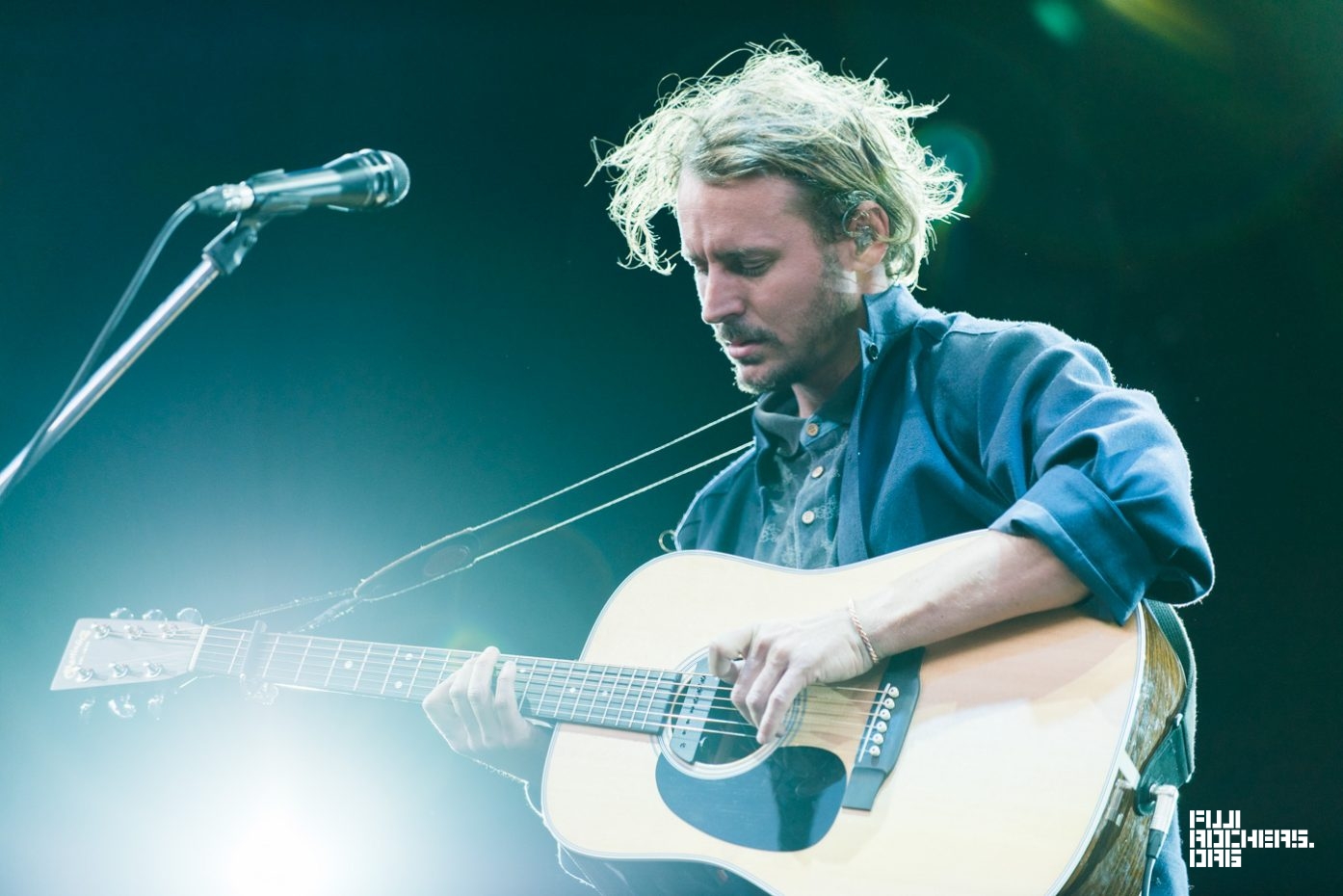 BEN HOWARD