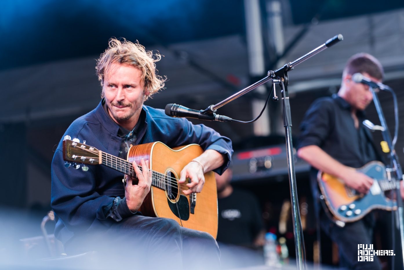 BEN HOWARD