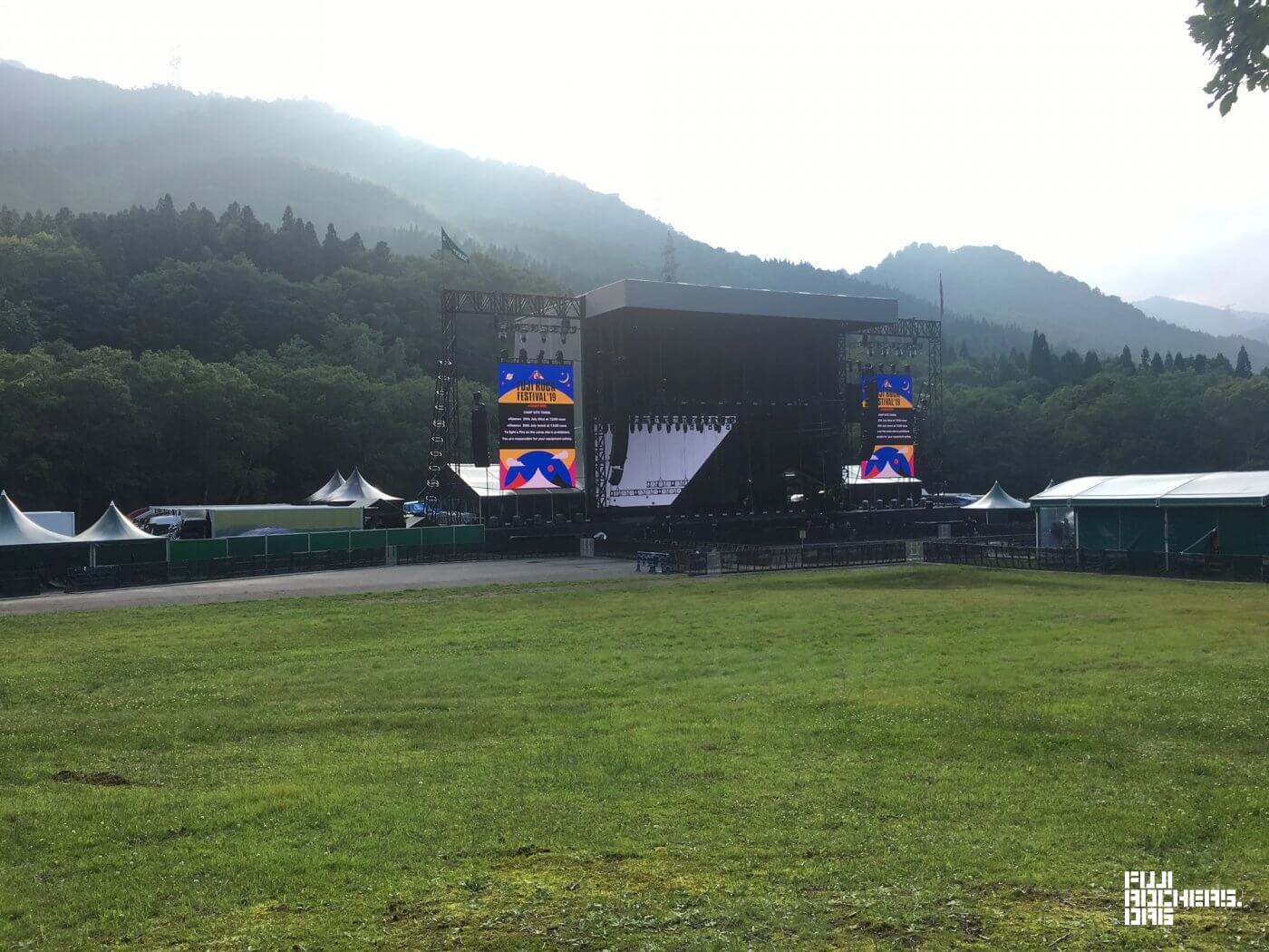 The Green Stage is Waiting…