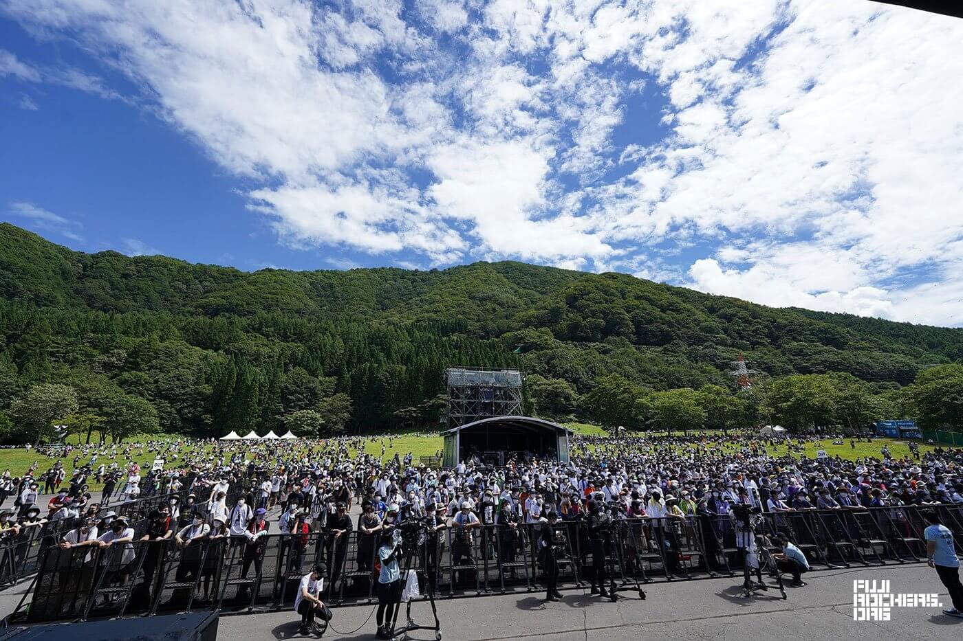 まるで歓声が聞こえるかのようだ