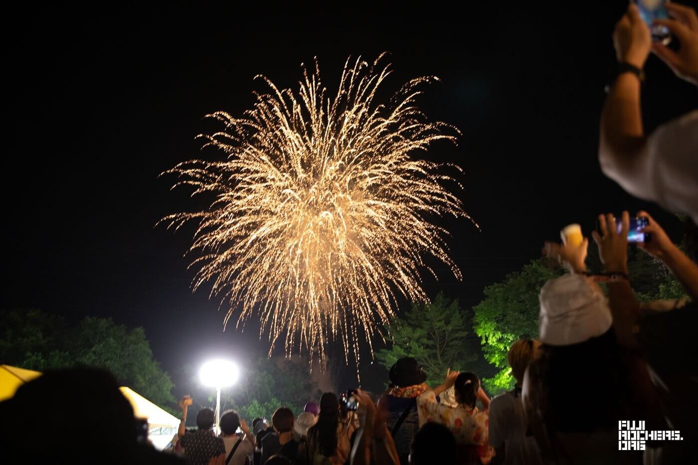 今年も花火とともに始まりました！