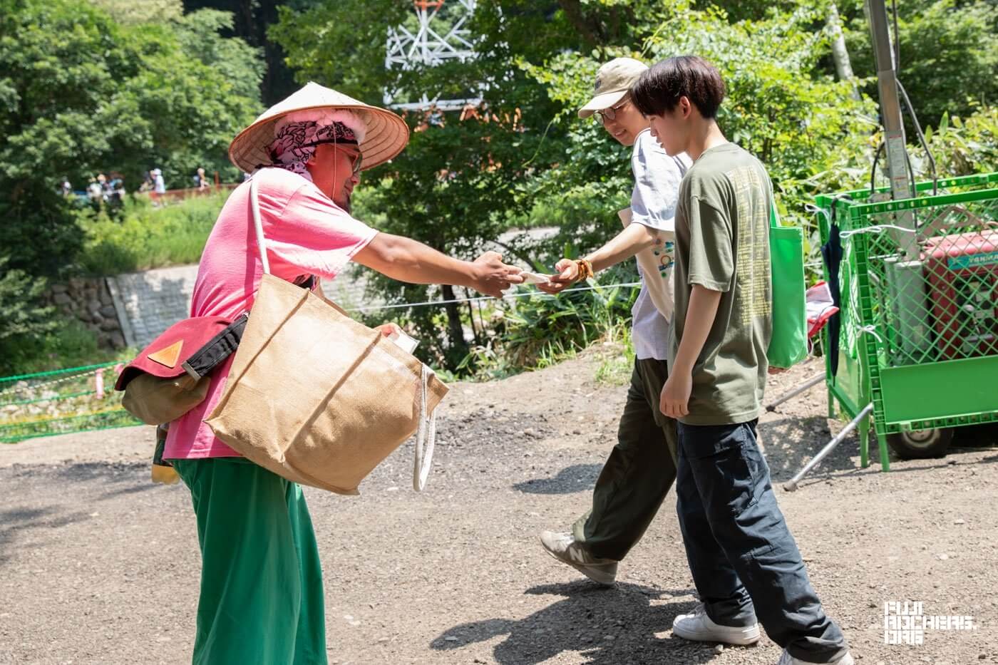 ティッシュを配りに苗場まで