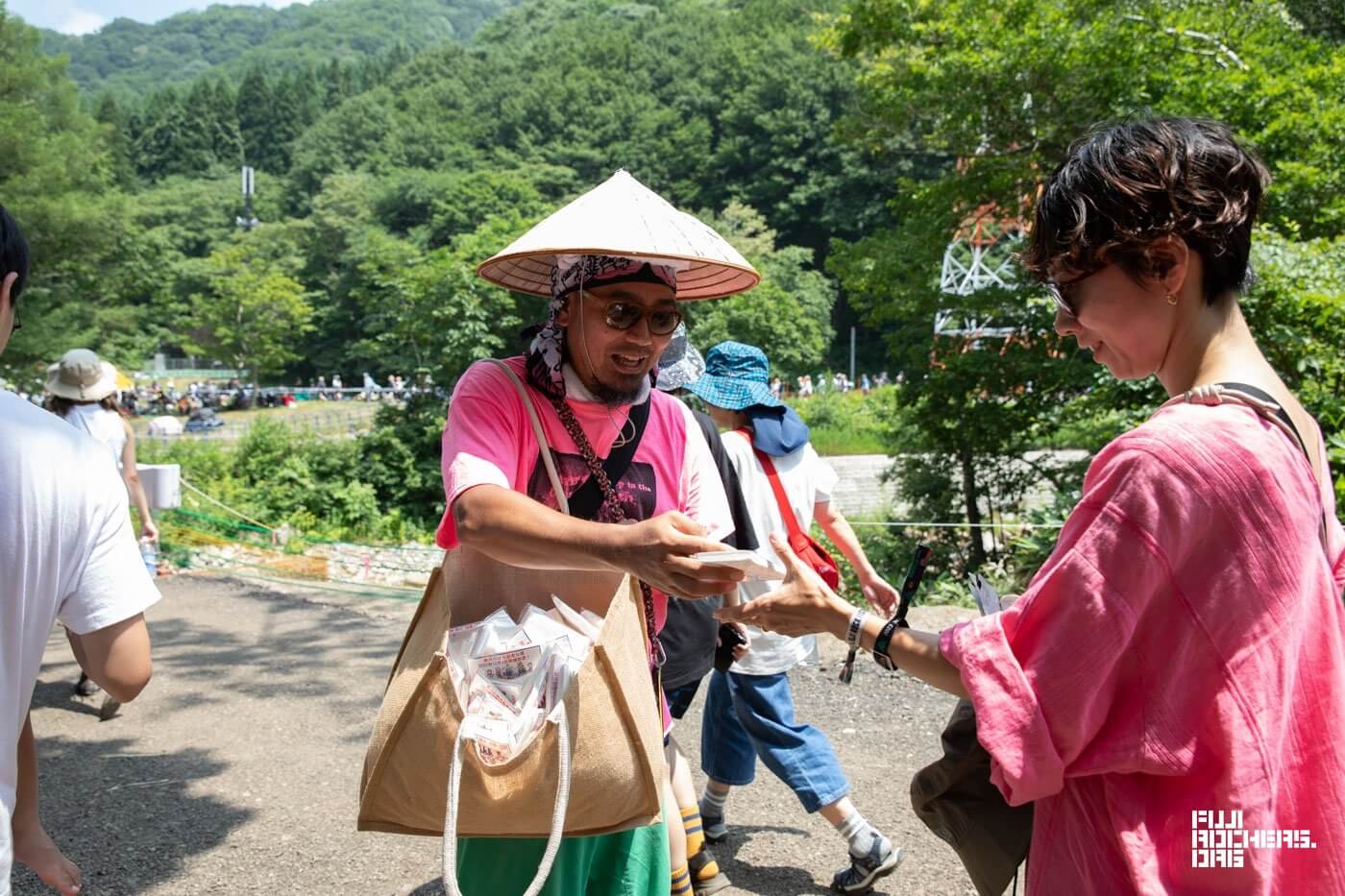 ティッシュを配りに苗場まで