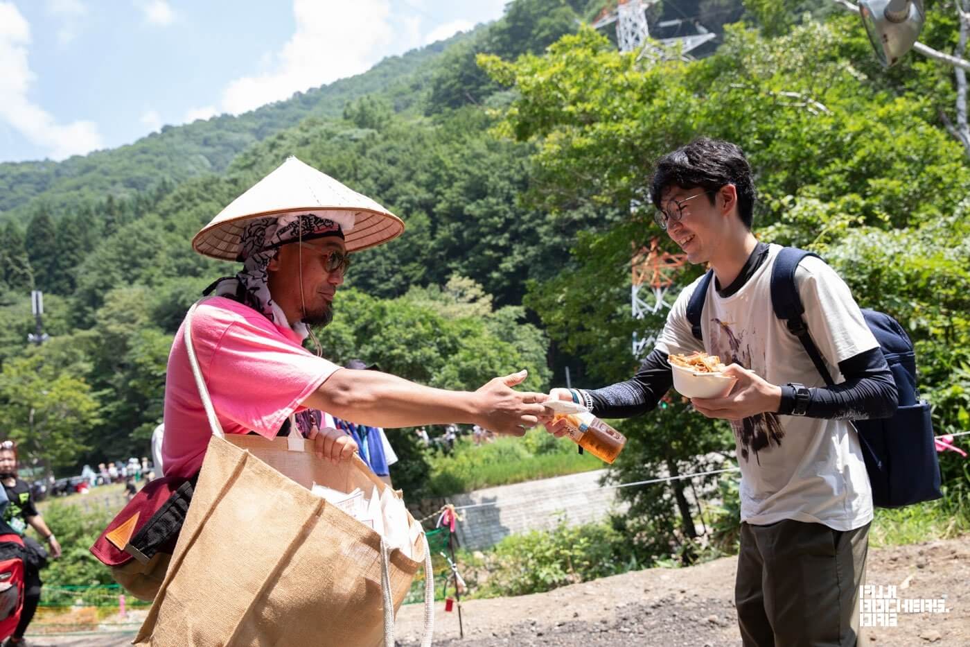 ティッシュを配りに苗場まで