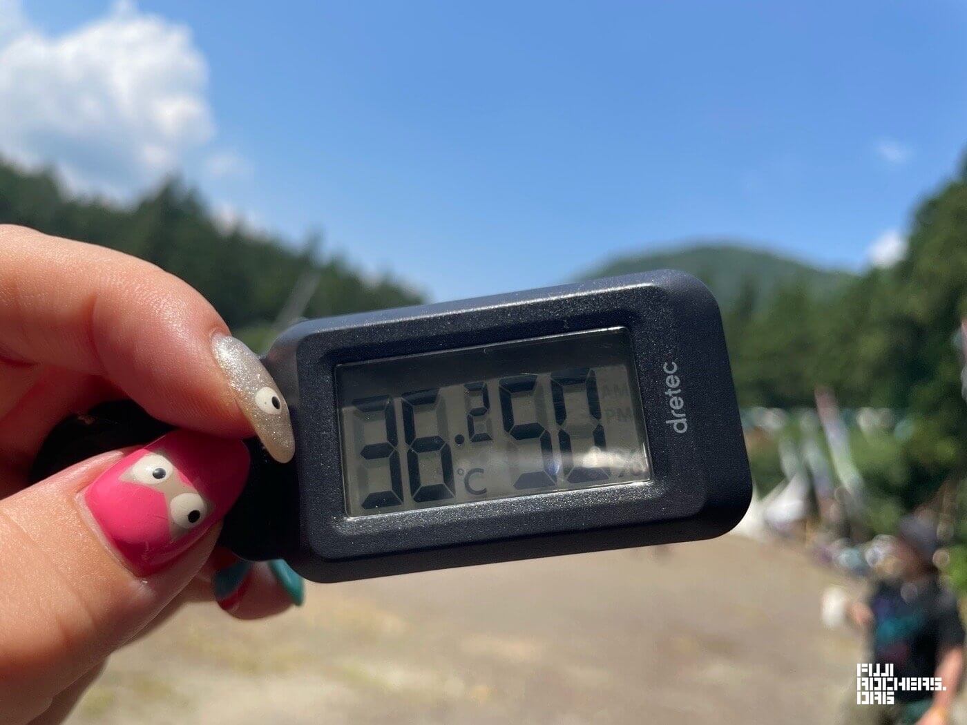 お昼すぎのヘブンは36度超え！？