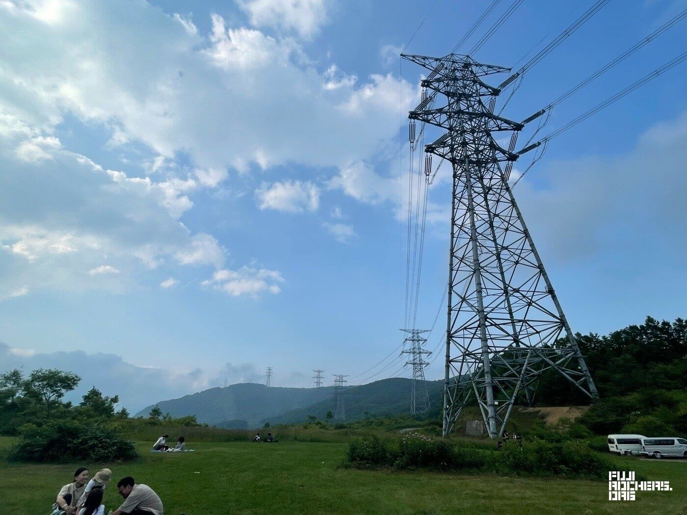 爽やかな風と、幸せな鐘の音に包まれて