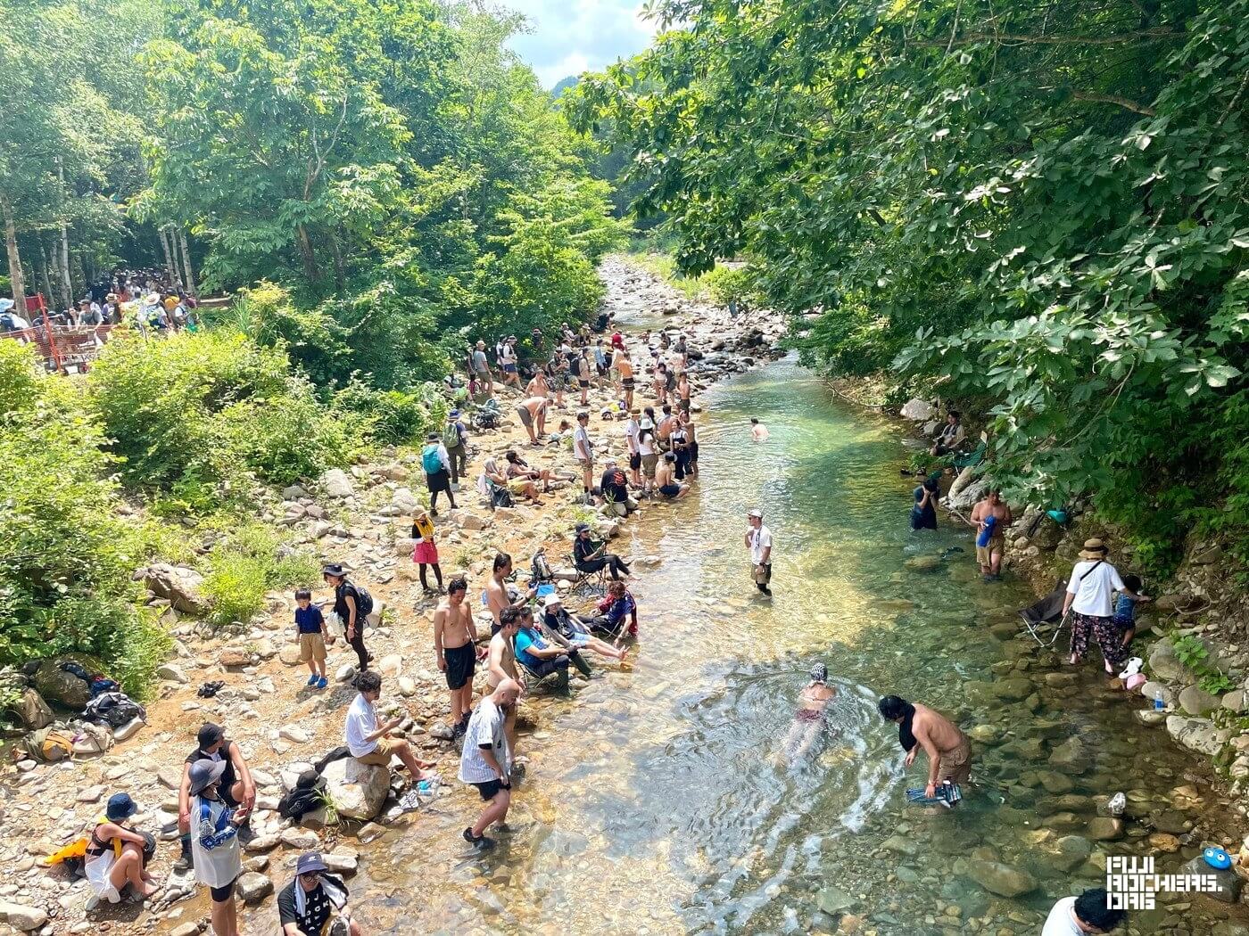 こちらが川遊び会場です