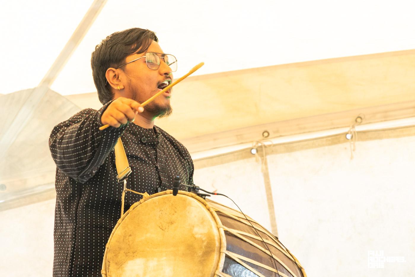 Upendra and friends + Sunil flute solo