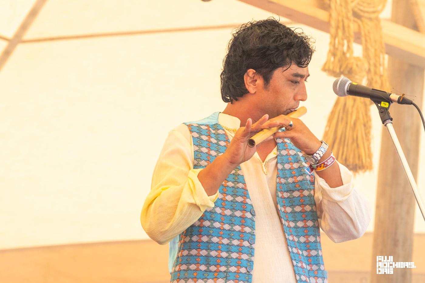 Upendra and friends + Sunil flute solo
