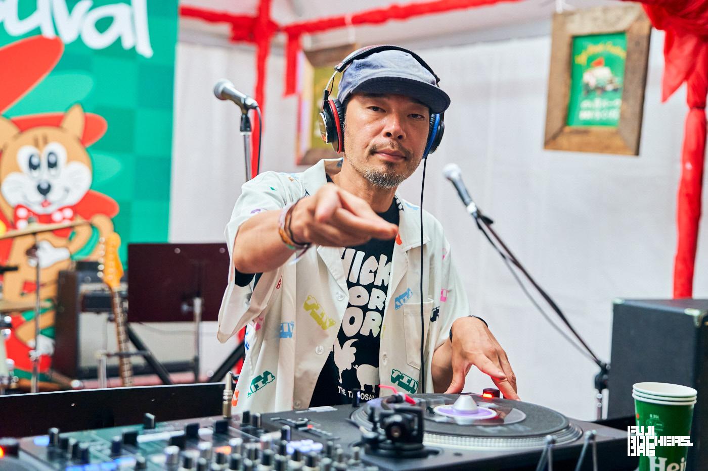 ゲリラDJs、どん吉カフェでフジロックデビュー！