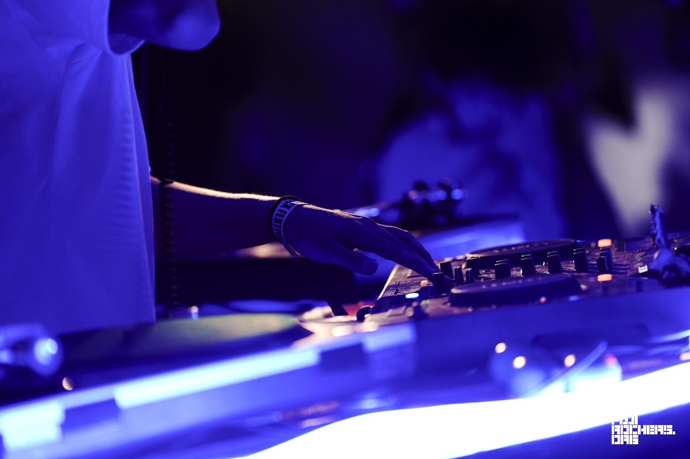 DJ POKASKA
